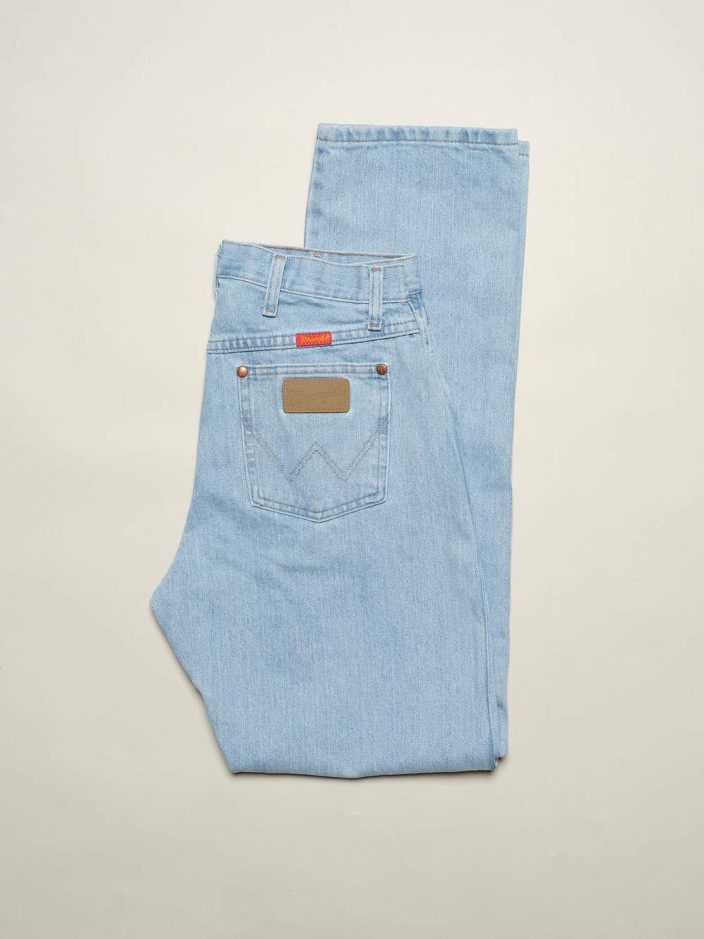 Wrangler Women's Cowboy Cut Slim Fit Light Wash Jeans 30” Waist